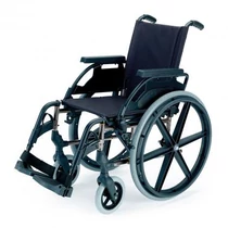 B-4200/P önhajtós mechanikus, összecsukható kerekesszék